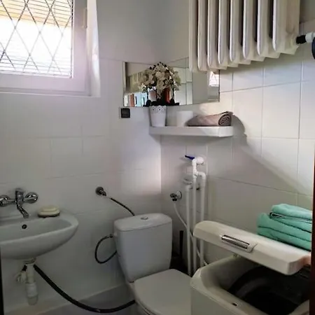 Apartment Plac Bankowy Metro Ogrod Saski By Vaya